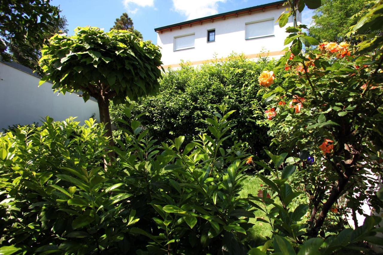 Landhaus Klambauer Ferienapartments Thermennaehe St Martins Therme เฟราเอินเคอร์เคิน ภายนอก รูปภาพ